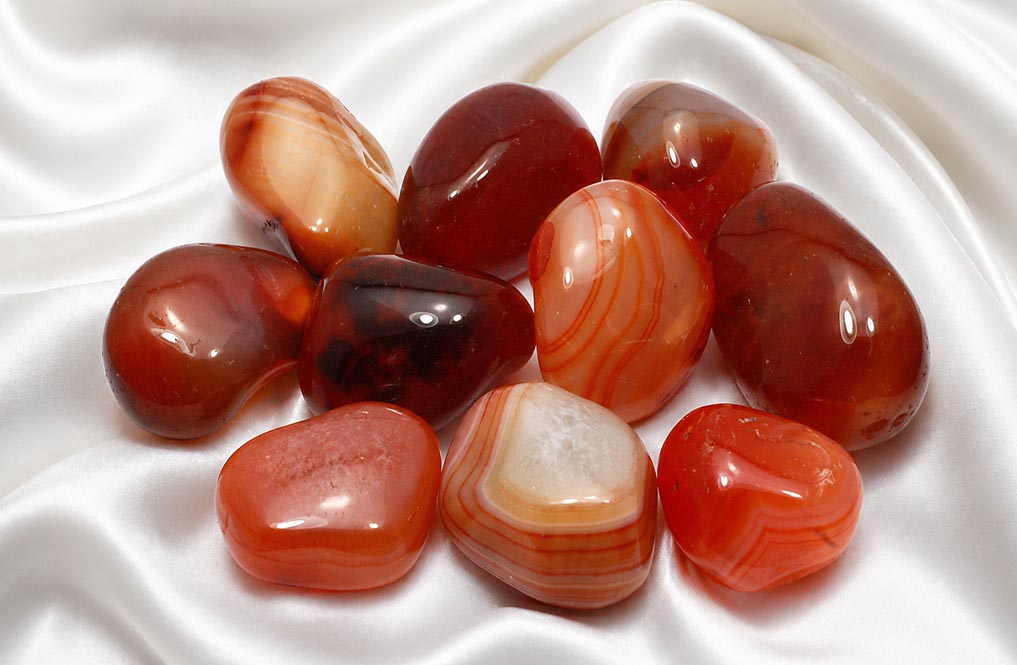 Carnelian Crystal Meaning: The Secret “Fertility Stone” That Can Transform Your Life