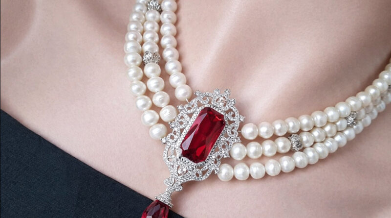 How to Clean Pearl Jewellery at Home: Simple Care Tips to Keep Your Pearls Shining